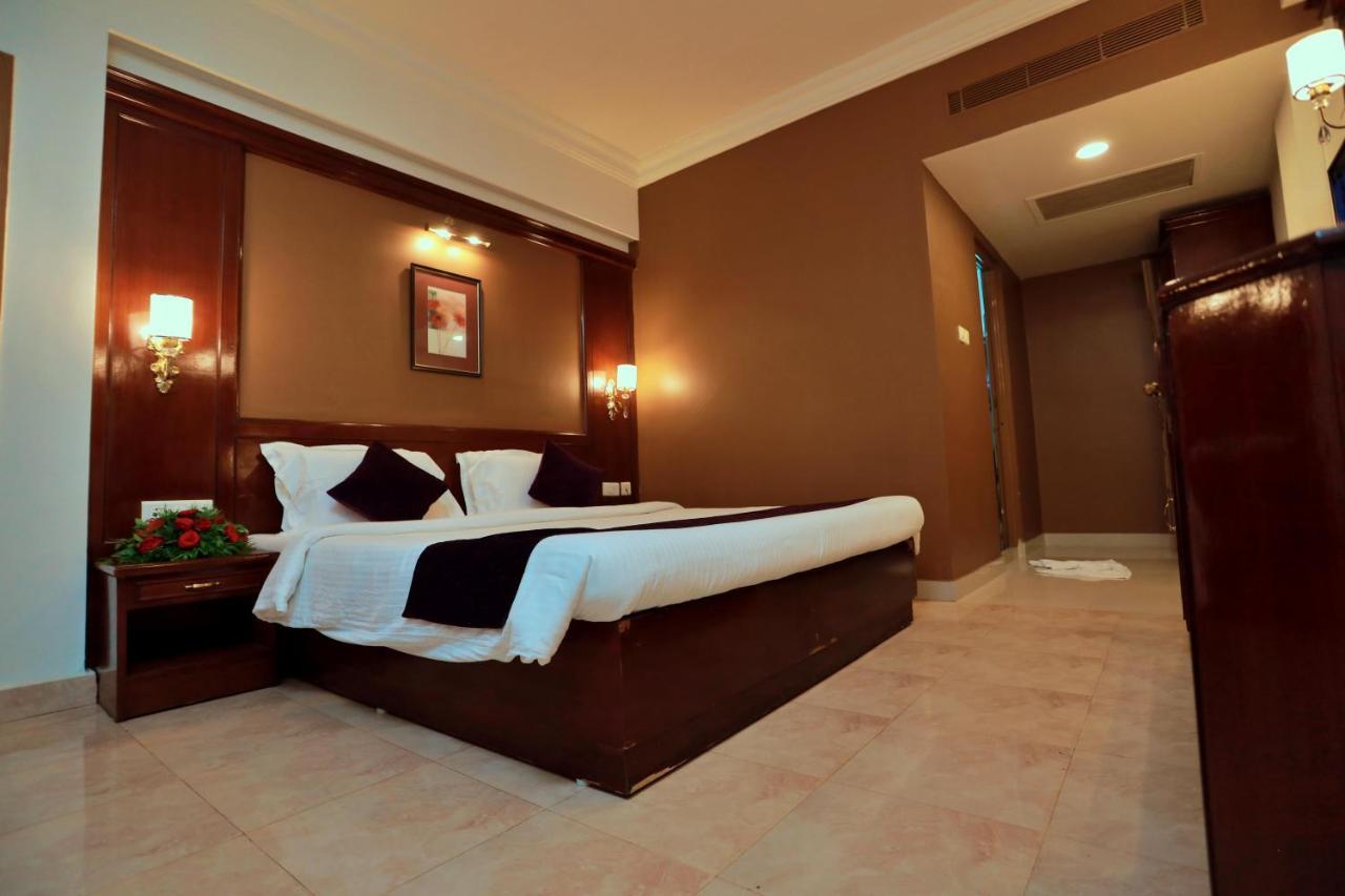 Hotel Edassery Mansion Kochi ภายนอก รูปภาพ