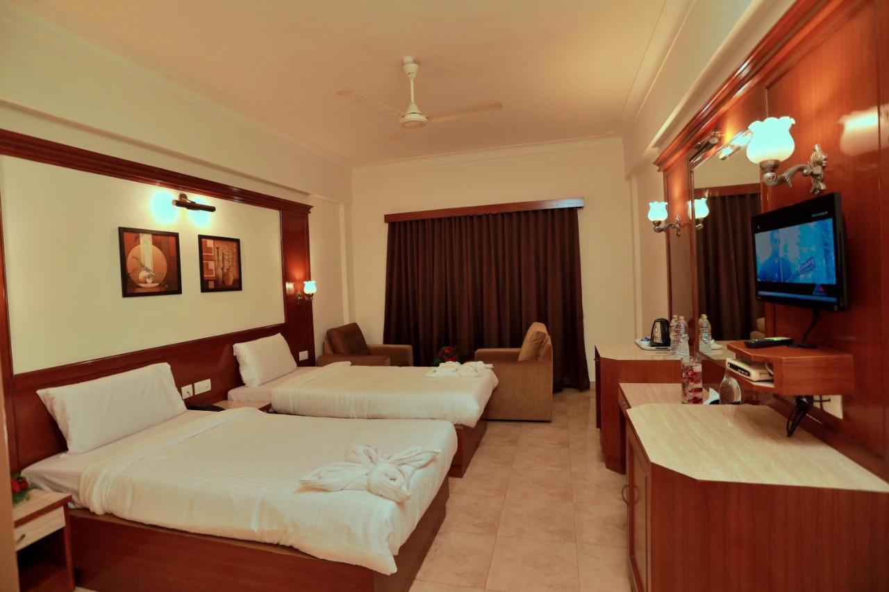 Hotel Edassery Mansion Kochi ภายนอก รูปภาพ