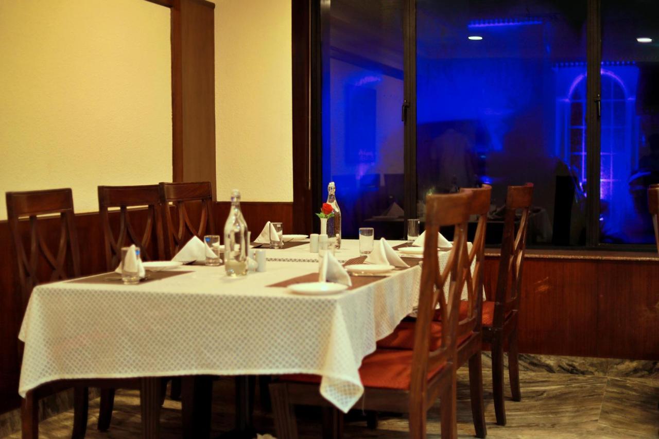 Hotel Edassery Mansion Kochi ภายนอก รูปภาพ