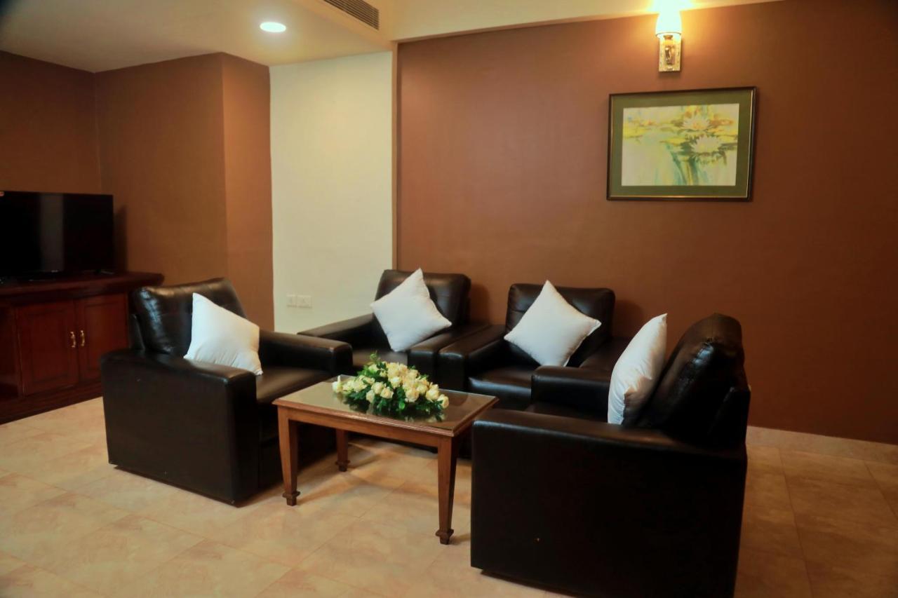 Hotel Edassery Mansion Kochi ภายนอก รูปภาพ