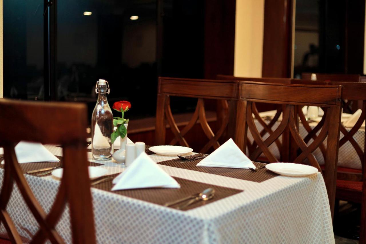 Hotel Edassery Mansion Kochi ภายนอก รูปภาพ