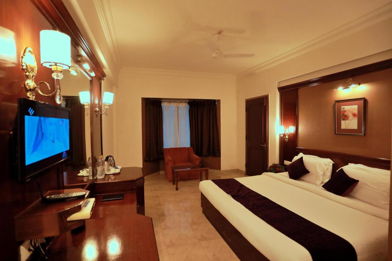 Hotel Edassery Mansion Kochi ภายนอก รูปภาพ