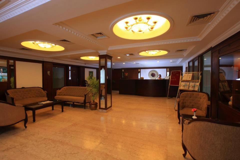 Hotel Edassery Mansion Kochi ภายนอก รูปภาพ